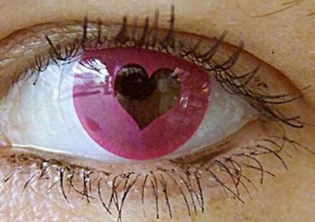 heart shaped contacts